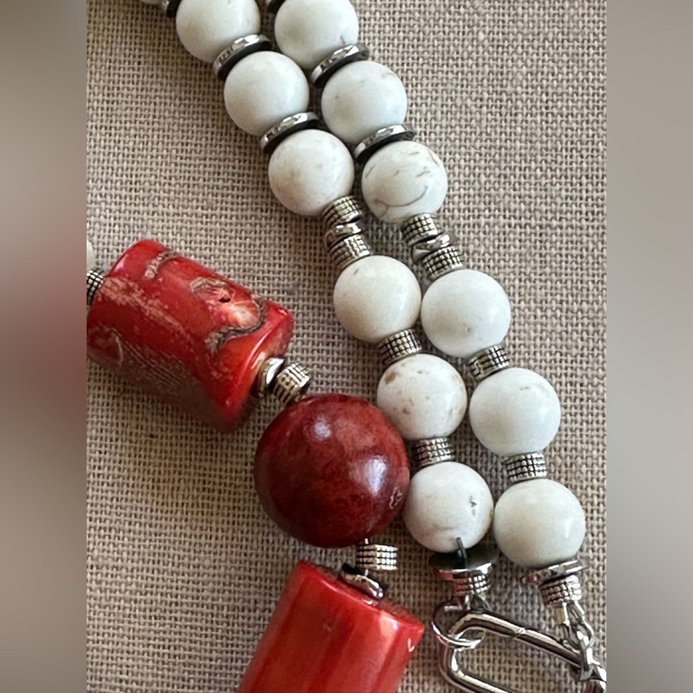 24 inch Red Coral bead necklace NWOT - Picture 9 of 14